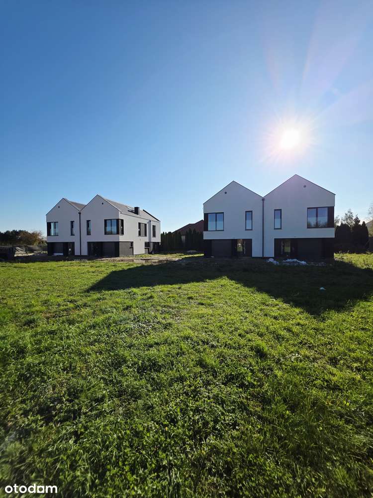 Dom z garażem i ogródkiem w wersji Premium-5