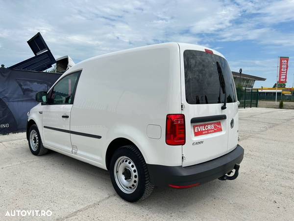 Volkswagen Caddy 2.0 TDI DSG - 15