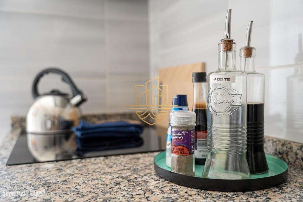 T1 Remodelado e Mobilado com Marquise | Centro do Porto-21