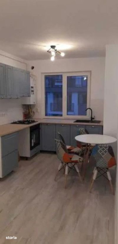 Apartament de 2 camere, 40 mp utili, balcon, parcare, Zona Abatorului