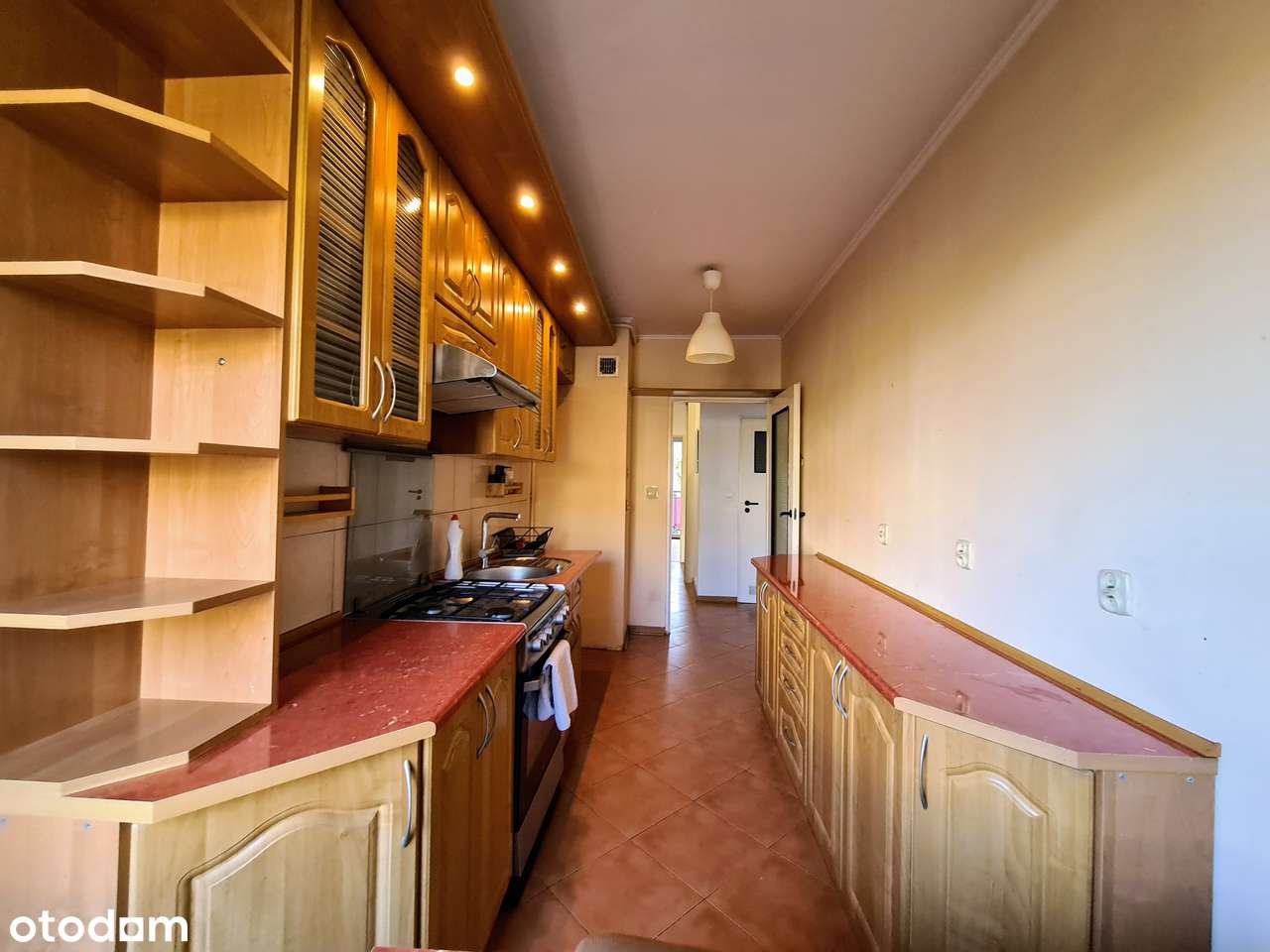 3-4 pokoje, blisko metra,  2 miejsca i duża komórka w cenie!-8