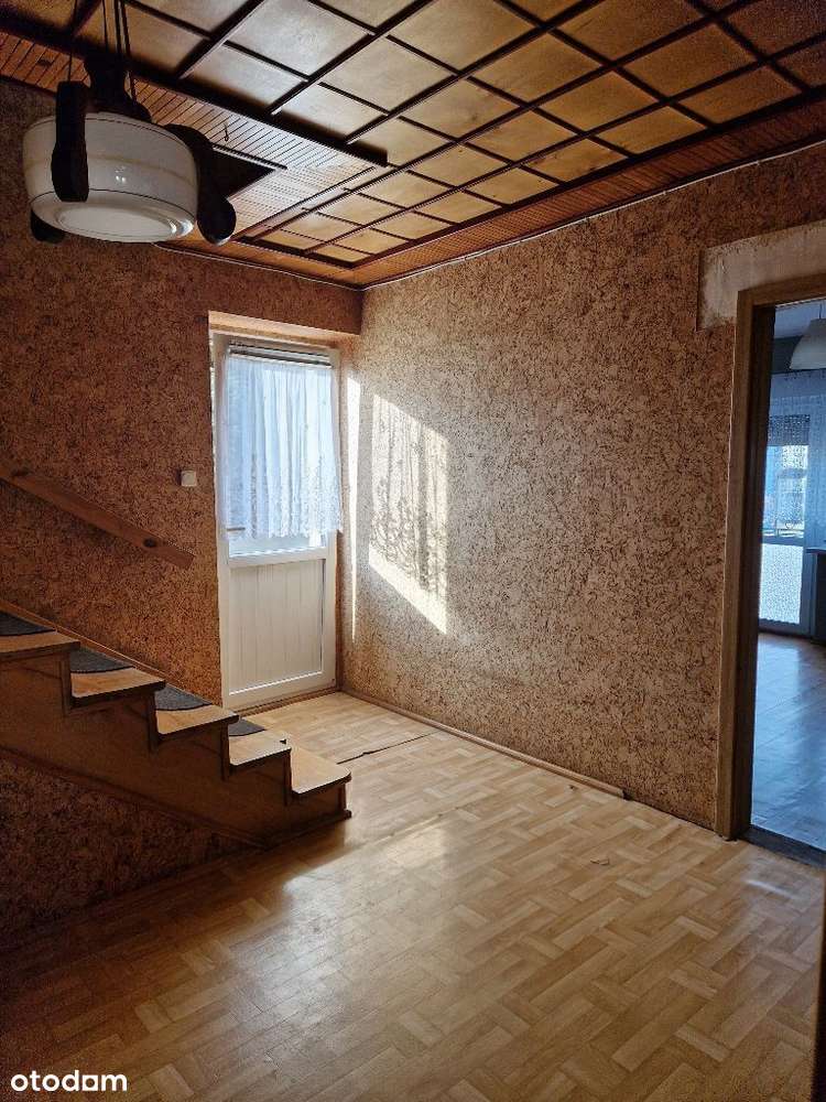 DOM W ATRAKCYJNEJ CENIE NA SPRZEDAŻ.-7