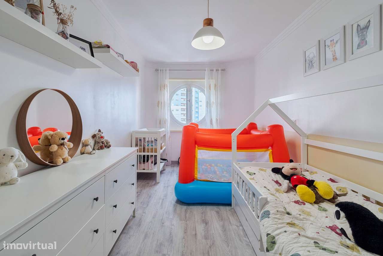 SANTA MARTA DO PINHAL - T2 com Garagem e Arrecadação!-16