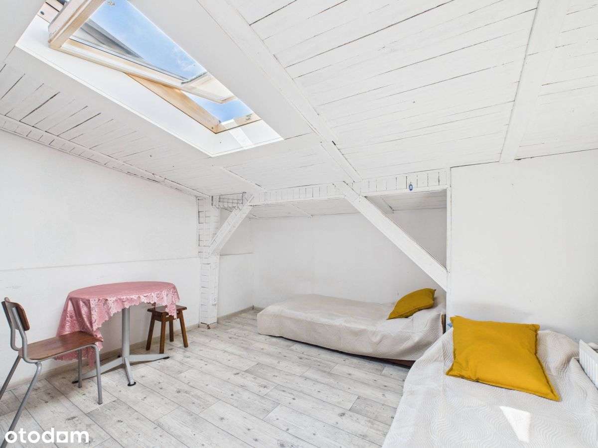 Dom o ogromnym potencjale inwestycyjnym - Piastów-18