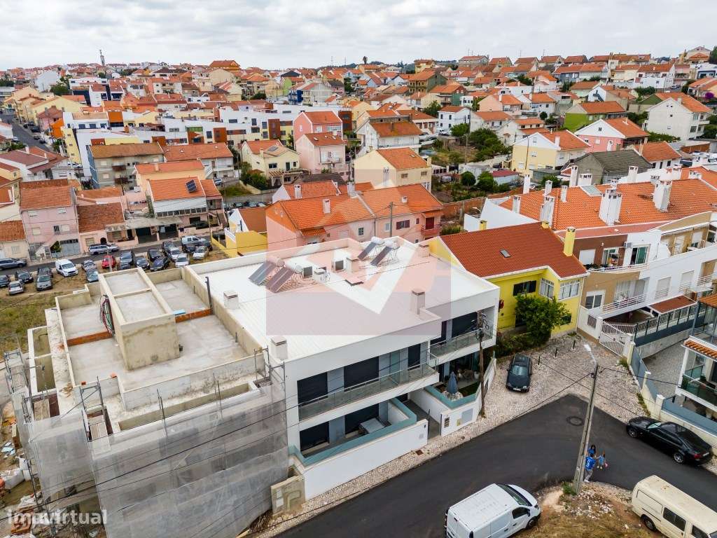 Apartamento T2 mobilado em Casal de Cambra-54