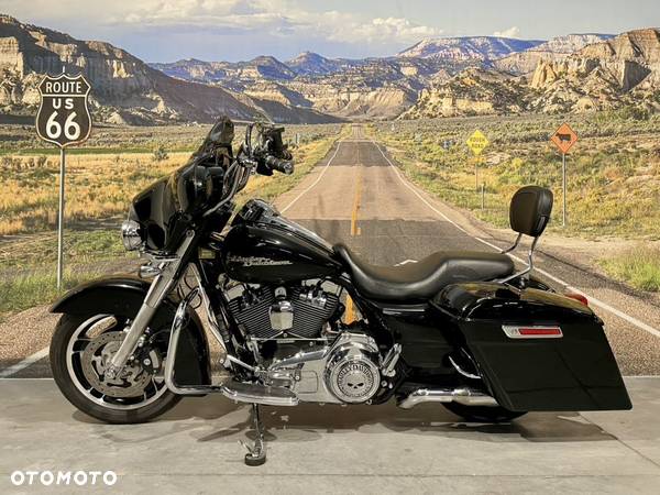 Harley-Davidson Touring Street Glide - 4