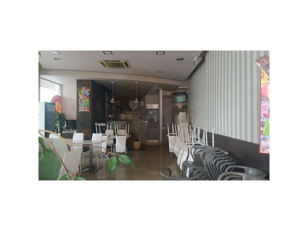 COMERCIAL - MAIA (S. JOÃO/POLO UNIVERSITÁRIO) - Grande imagem: 5/9