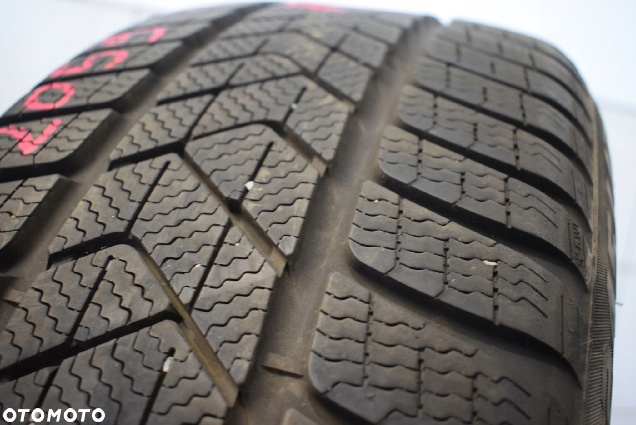 R19 245/45 Pirelli Sottozero 3 AO Wysyłka Gratis! - 3