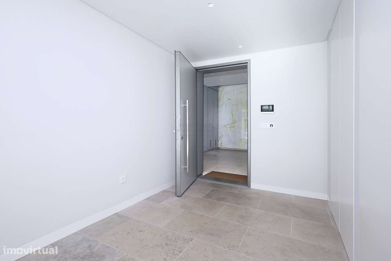 Magnífica Moradia T4 - Cascais - A Estrear - Bairro do Rosário - Grande imagem: 4/56