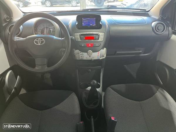 Toyota Aygo 1.0 X-Play+AC+X-Touch - 10