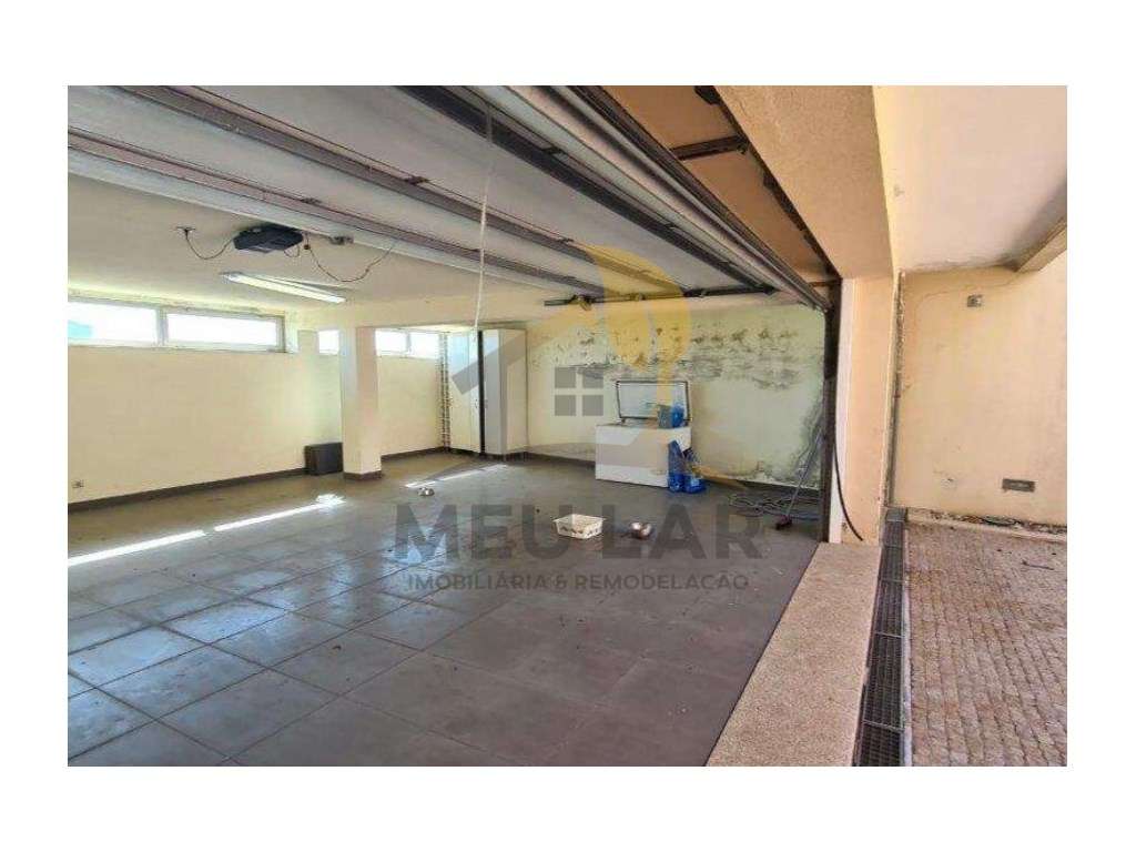 MORADIA DE LUXO T3-20