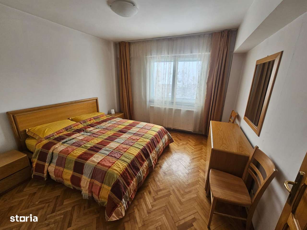Apartament cu 4 camere de închiriat în Curtea de Argeș. - Imagine principală: 1/14