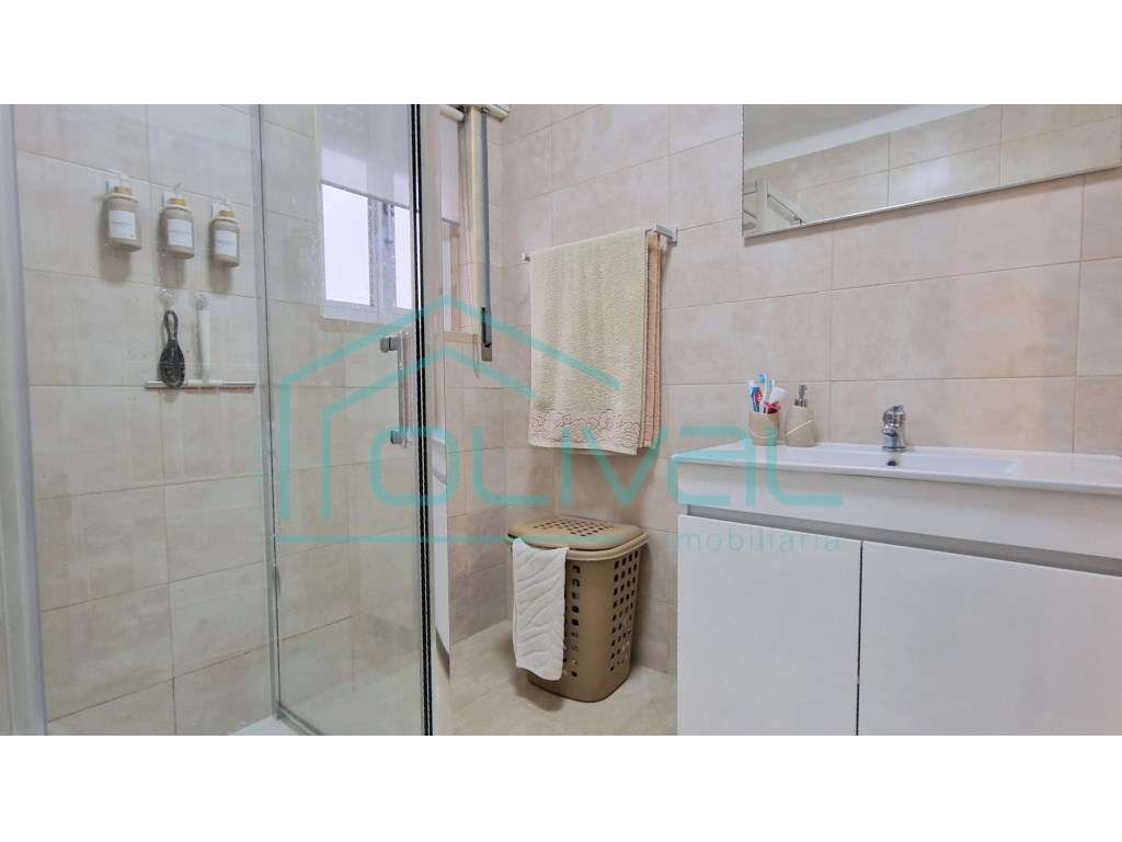 Apartamento T2 Samora Correia-10