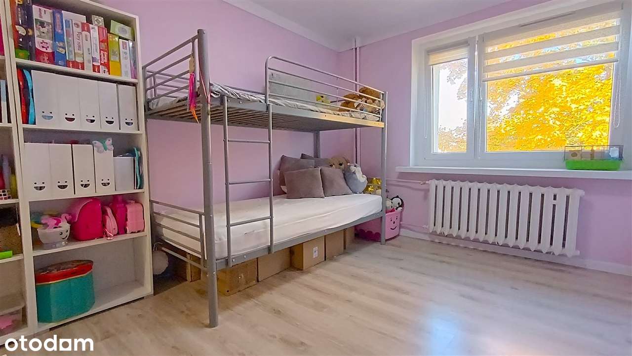 Duże dwupokojowe mieszkanie w ustronnym miejscu!-6