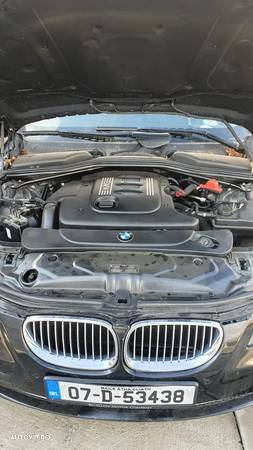 Dezmembrez BMW seria 5 520 d E60 E61 an 2007 motor 2.0 163 cp m47 204d4 trager tragher panou frontal fata completa radiator radiatoare apa clima ac intercooler electroventilator racire brat trapez maneta semnalizare ventilator habitaclu dezmembrari piese - 1