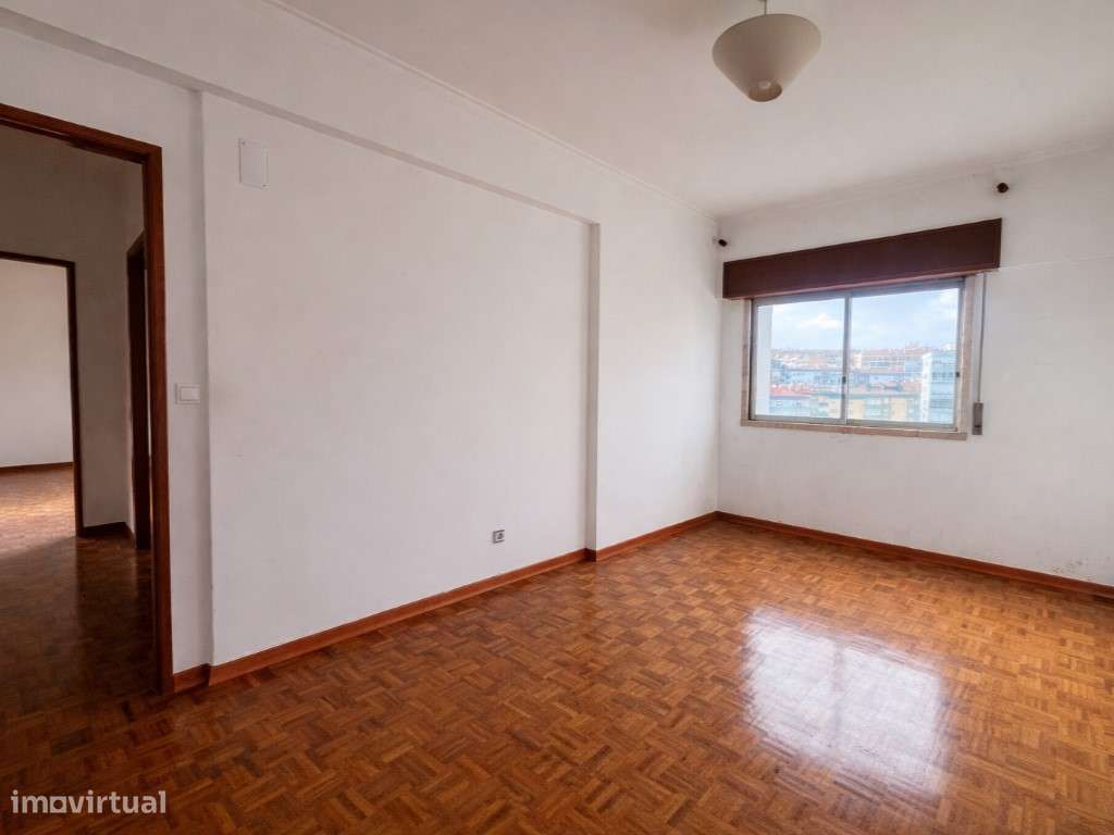 Apartamento T3 com Marquises-14