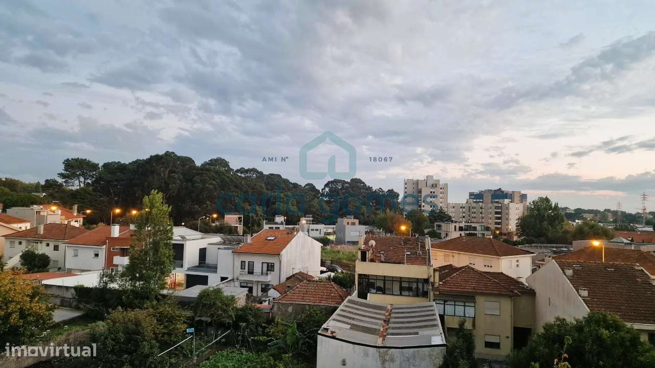 APARTAMENTO T2 DUPLEX C/ ELEVADOR e S/GARAGEM | SRA DA HORA-MATOSINHOS-11