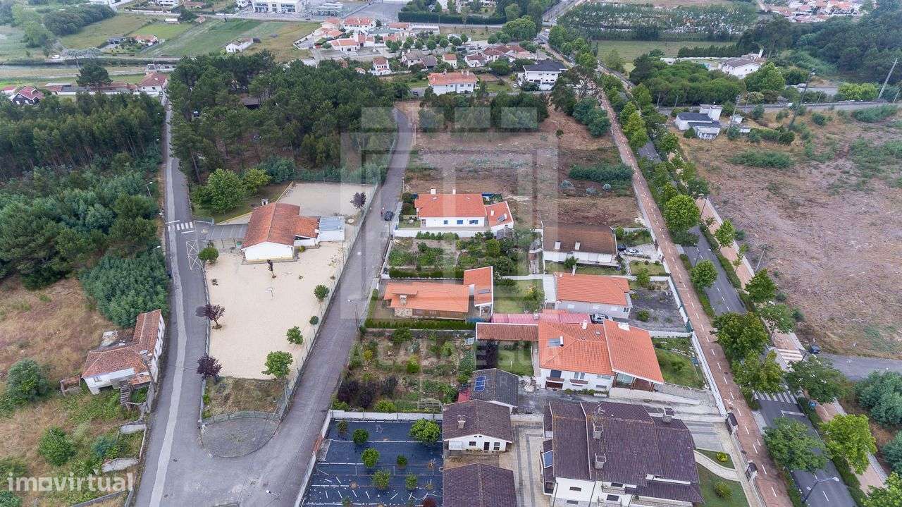 Terreno para construção de moradia em Zona Nobre de Ovar - Grande imagem: 5/17