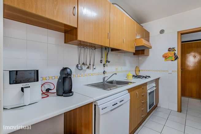 Apartamento T2 - Oportunidade Única a 5 Min da Praia da Rocha!-27
