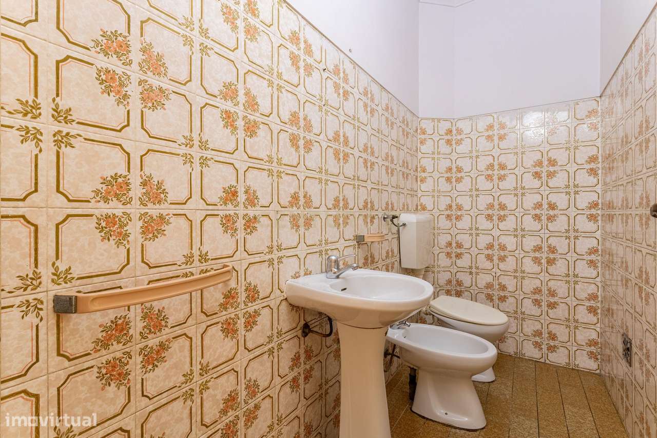 Apartamento T3 para Recuperação em Póvoa de Santo Adrião-7