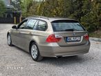 BMW Seria 3 318i Touring - 5
