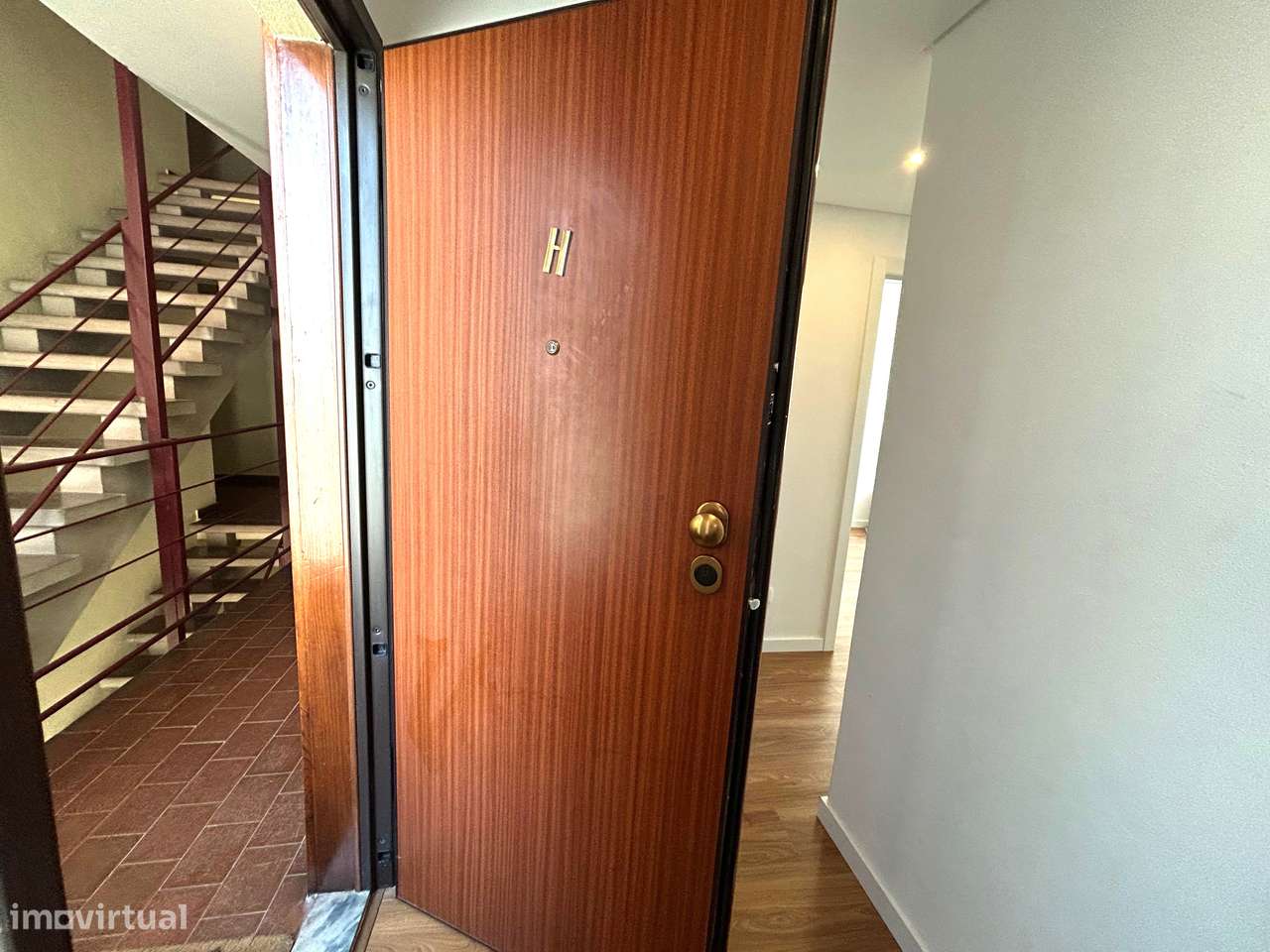 Apartamento remodelado T2 - Miratejo-36