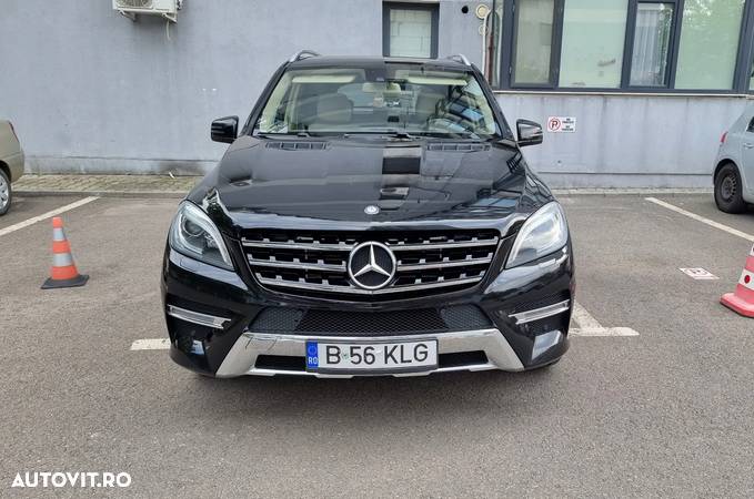 Mercedes-Benz ML 350 BlueTec 4MATIC Aut - 2