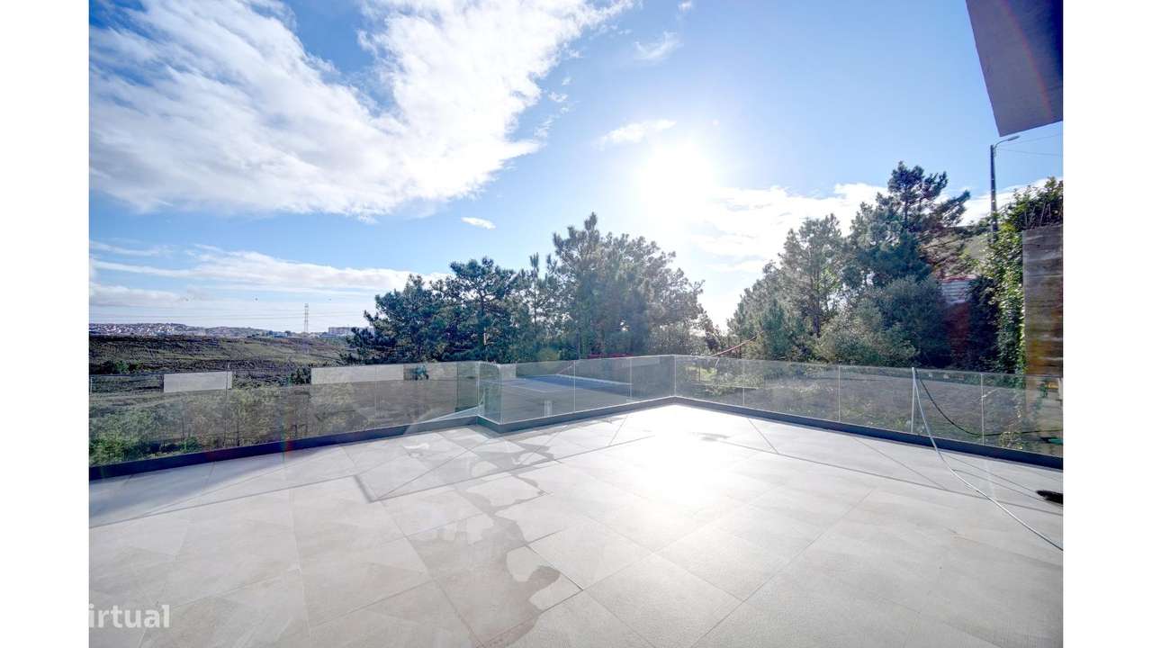 Moradia T4 na Serra de Casal de Cambra-18