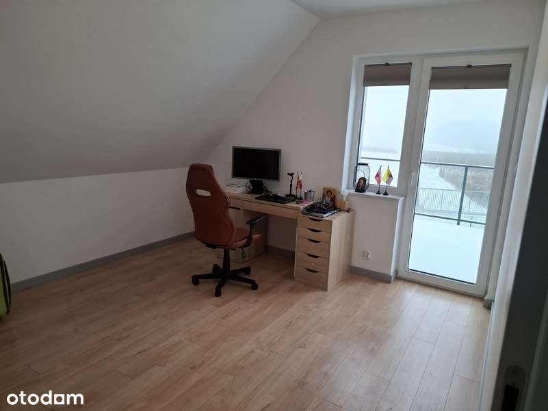 Nowy dom 130m2, działka 1380 m2 w atrakcyjnym miejscu !-14