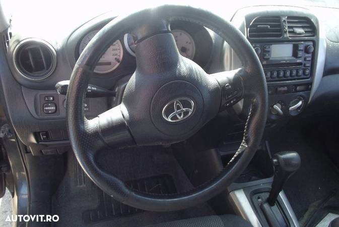 Volan Toyota Rav4 2000-2006 airbag volan pasager dezmembrez Rav4 2.0 - 2