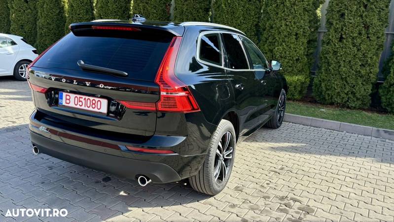 Volvo XC 60 B4 MHEV Momentum Pro - 4