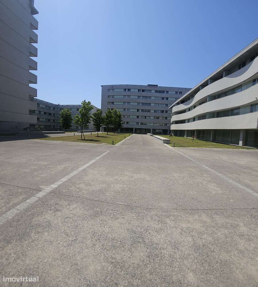 Apartamento T2 Rua da Venezuela - Grande imagem: 3/60