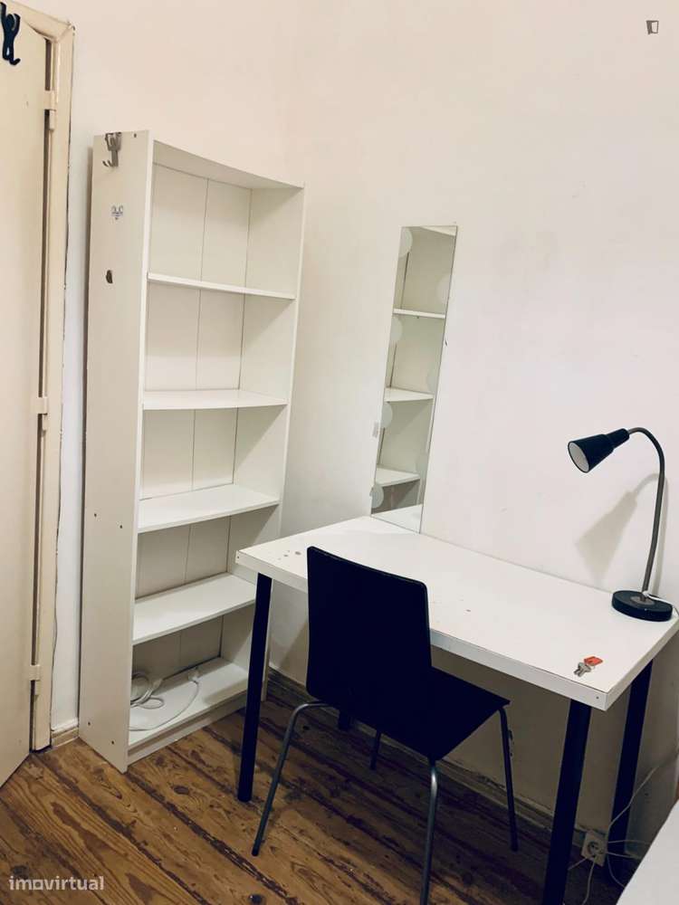 Quarto - localizado em Arroios Lisbon - Grande imagem: 4/10