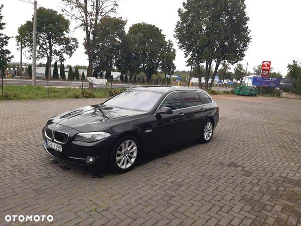 BMW Seria 5 520d Touring - 2