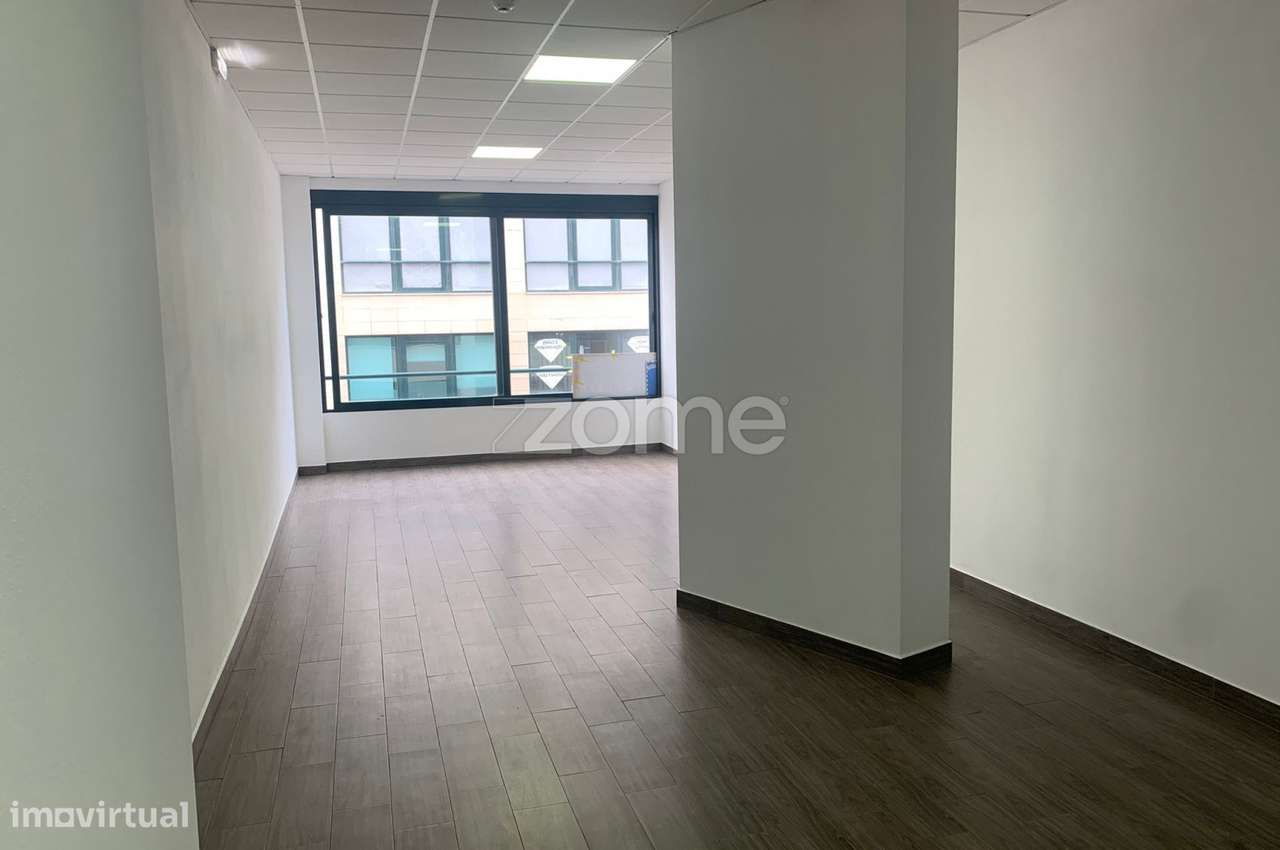 Escritório novo na Quinta de São Gonçalo, Carcavelos - Grande imagem: 4/7