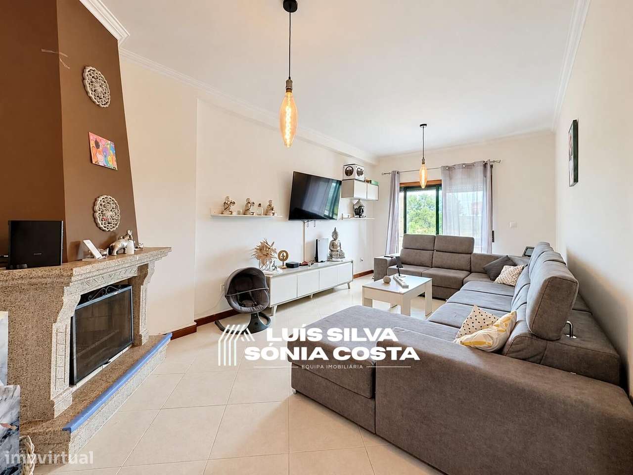 Apartamento T2+1 c/ Garagem Fechada & Duas Varandas | Santa Maria...-5