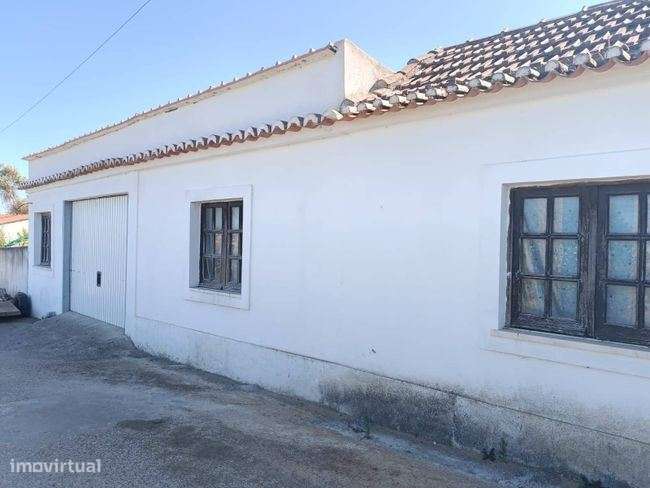 Moradia T2 para remodelar, Quentes, Alenquer - Grande imagem: 4/16