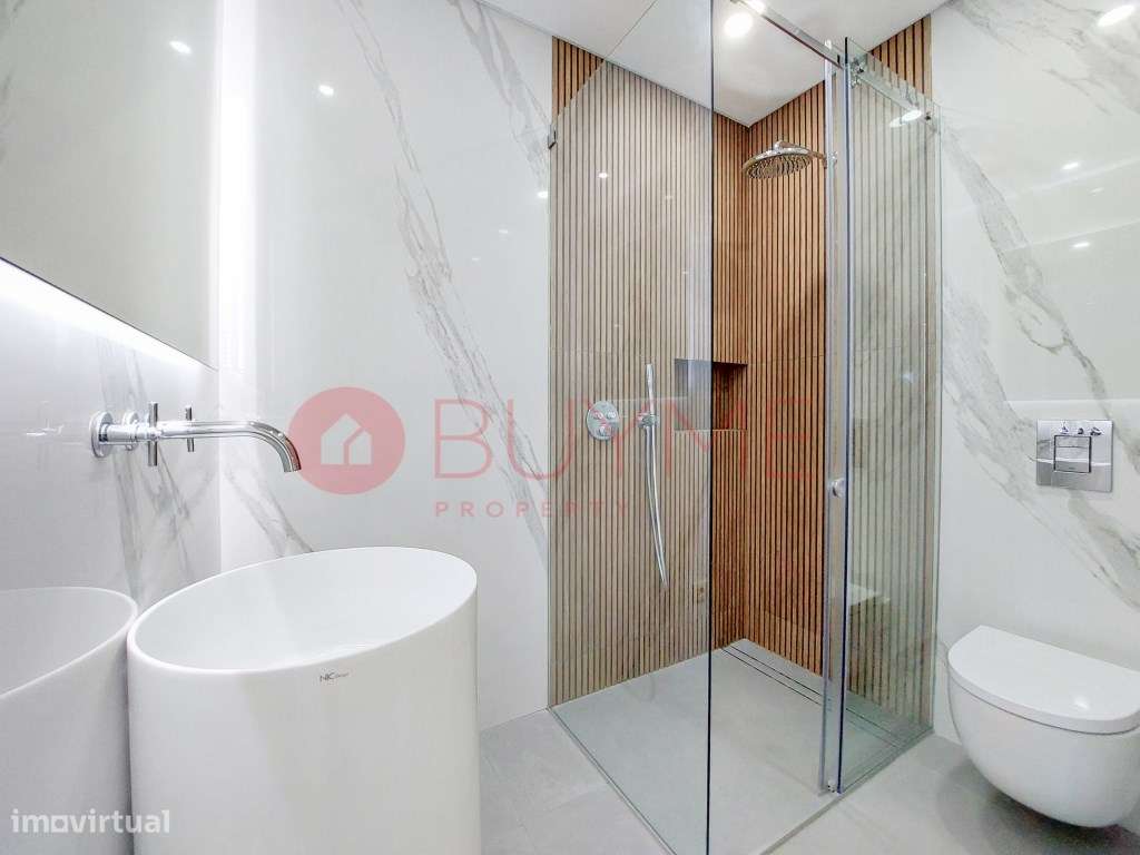 Apartamento T2 Luminoso com Vista Mar em Quarteira-24