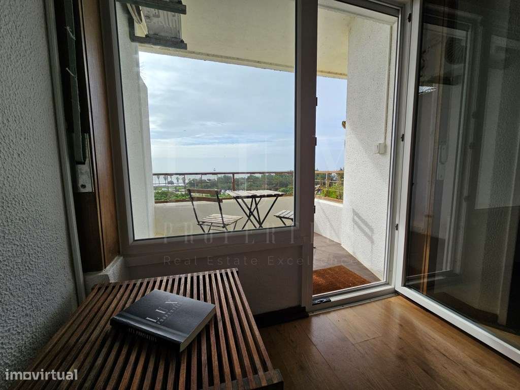 APARTAMENTO T1 EM CARCAVELOS COM VISTA MAR 1ª LINHA A 200m DA PRAIA-19