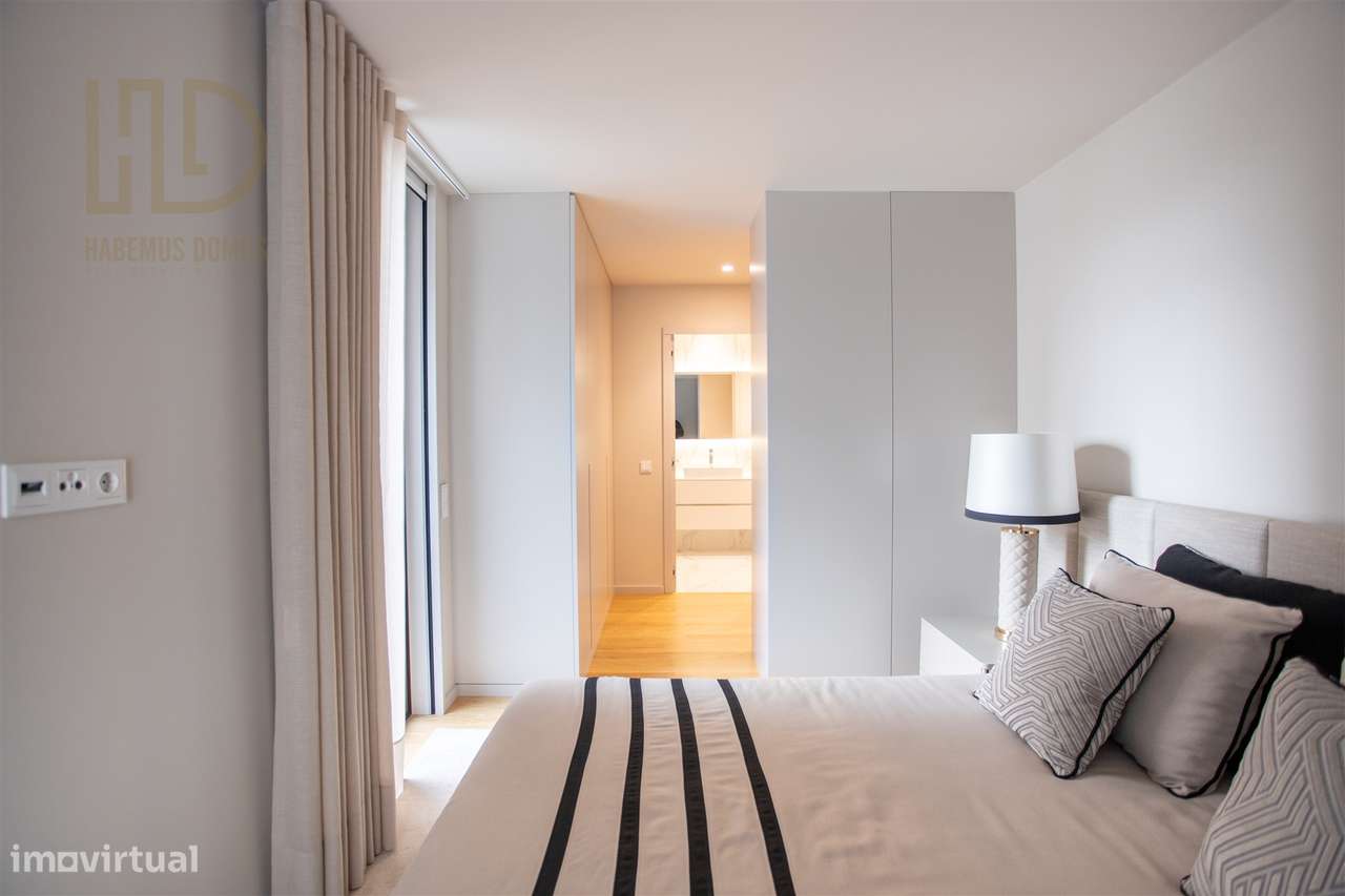 Apartamento T4 nos Jardins da Arrábida-29