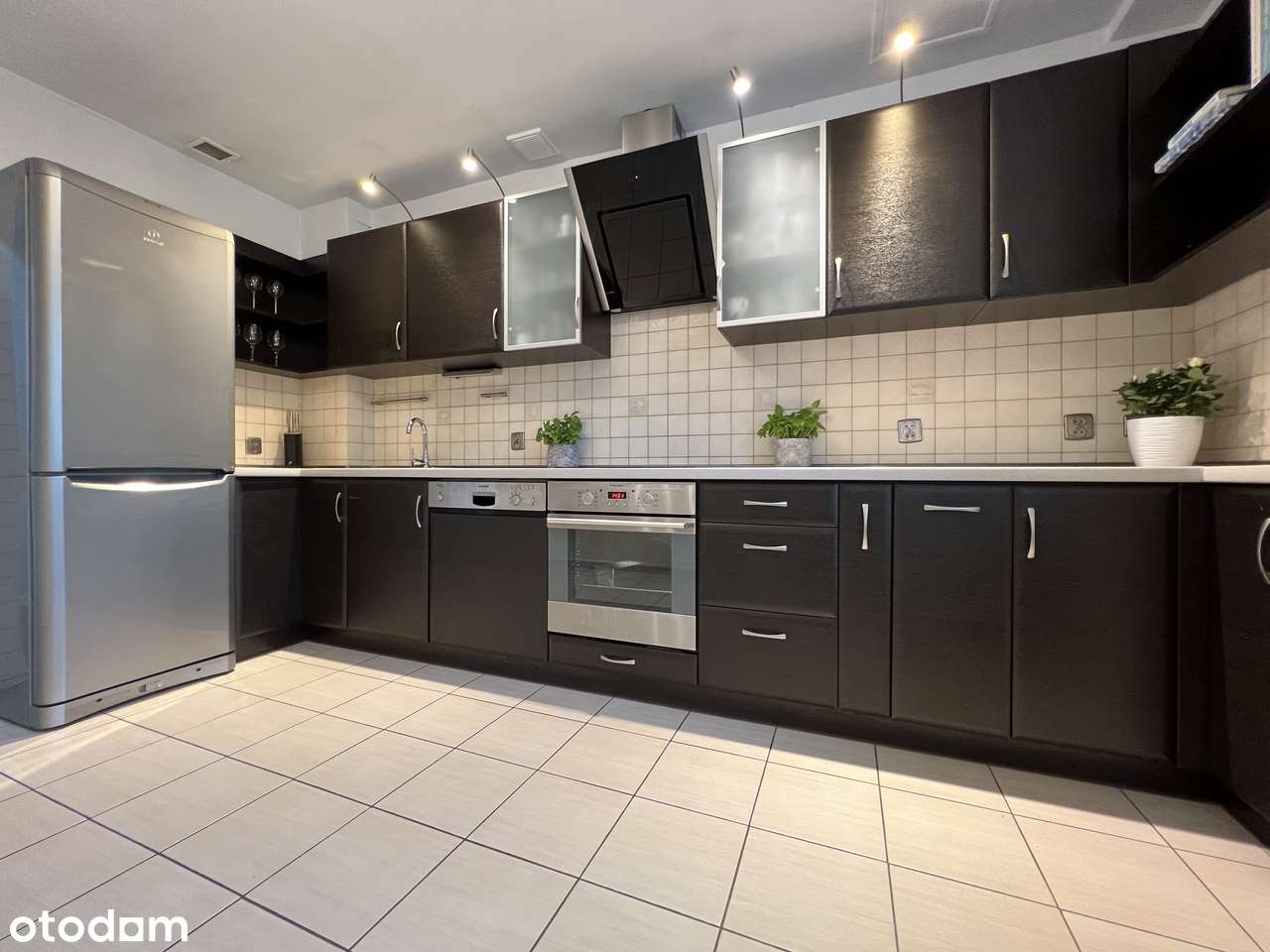 Dom z ogrodem dla dwóch rodzin!Możliwość prowadzenia działalności gosp-6