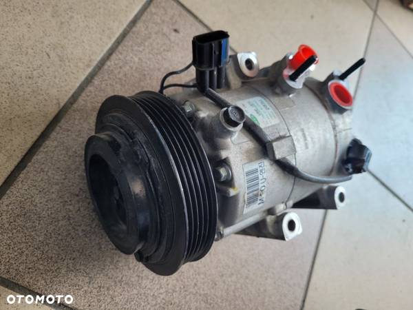 Sprężarka pompa klimatyzacji Kia SPORTAGE Hyundai TUCSON 1,7 CRDI F500-DX9FA11 - 4