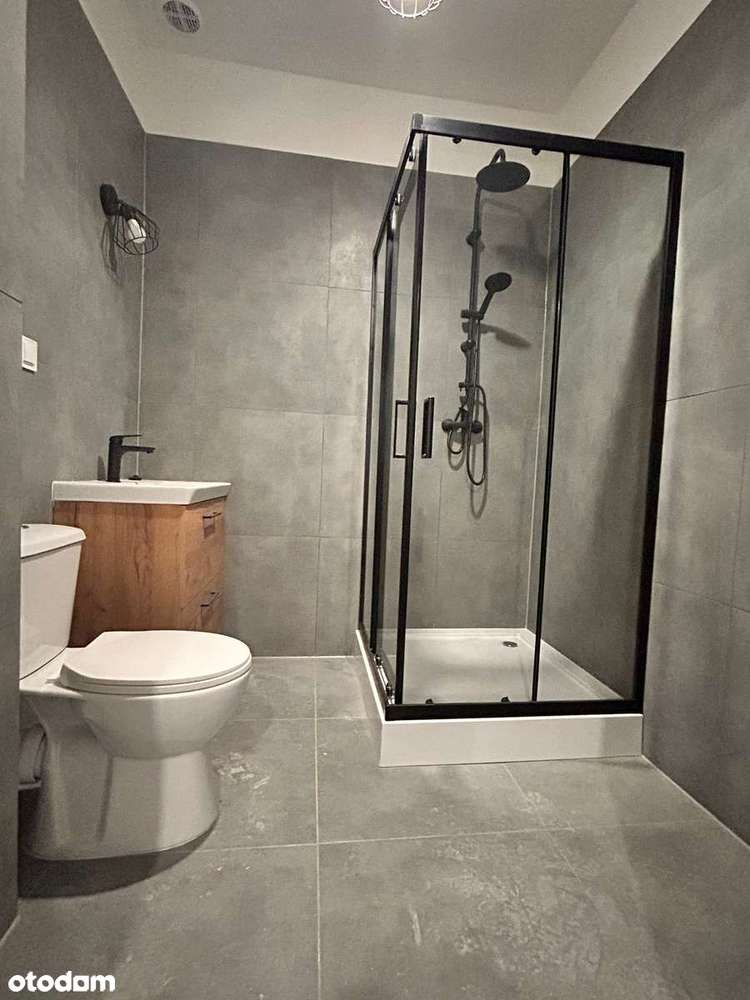 Obniżka ceny Black Week! Kawalerka po remoncie + parking gratis-3