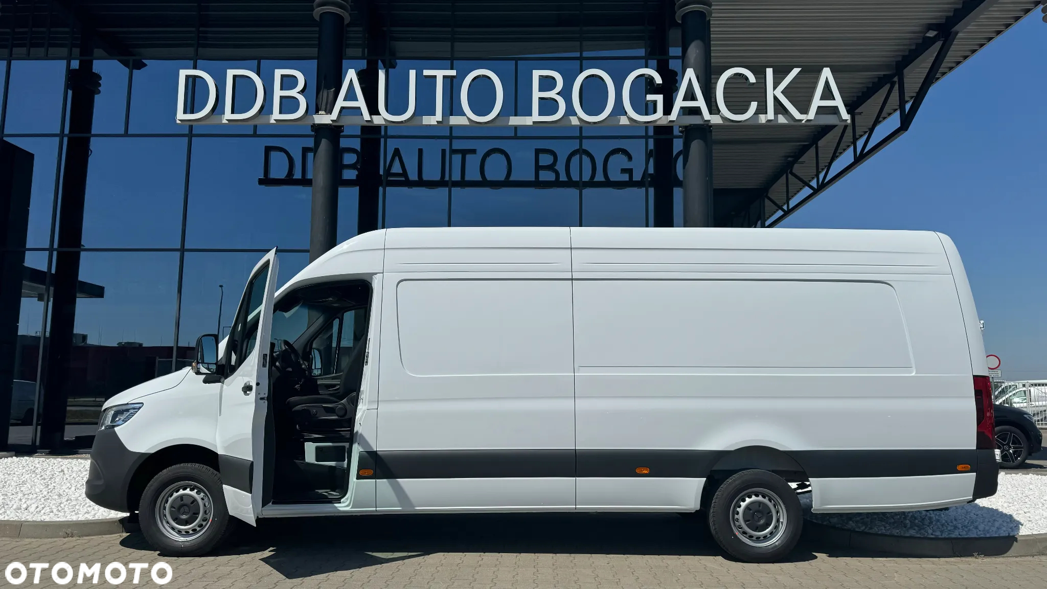 Mercedes-Benz SPRINTER 319 CDI FURGON EKSTRA DŁUGI MR0 - 12