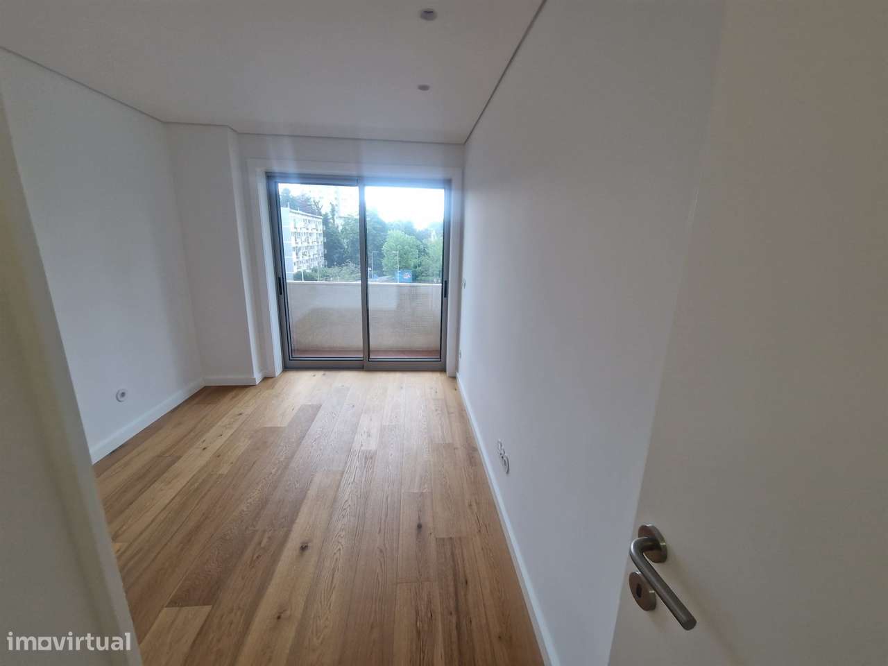 Apartamento T3 totalmente remodelado, Boavista-18