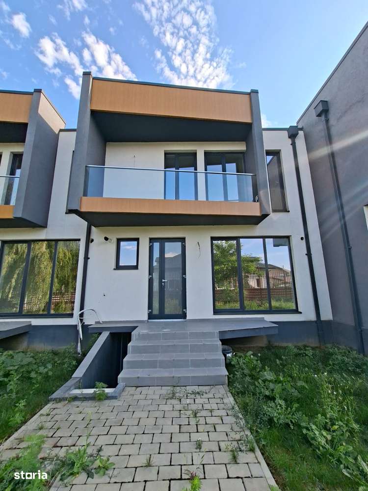 Casa/Apartament insiruit, 150 mp, beci, loc de parcare, 3 camere, 2bai-1