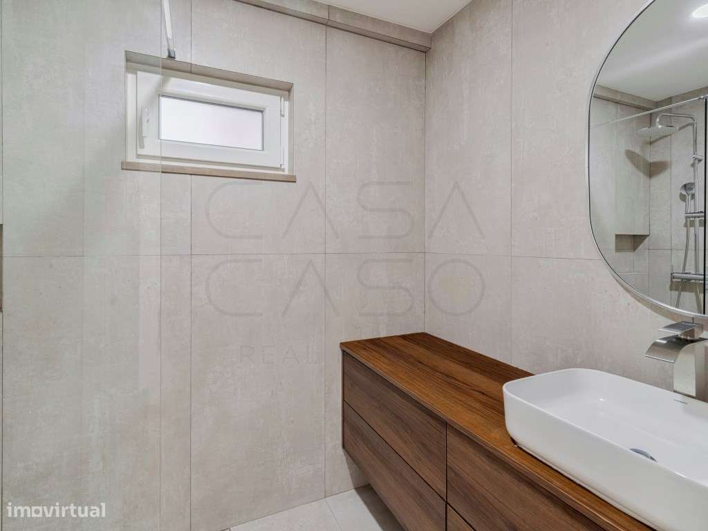 NOVO - Moradia de T4+2 no Bairro da Conceição-9