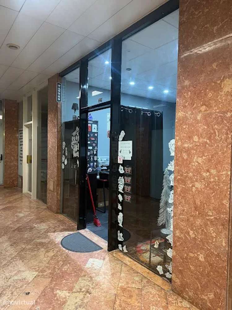 Loja de Prestigio na Avenida da Boavista - 16 m^2 - Shopping Brasília - Grande imagem: 1/4