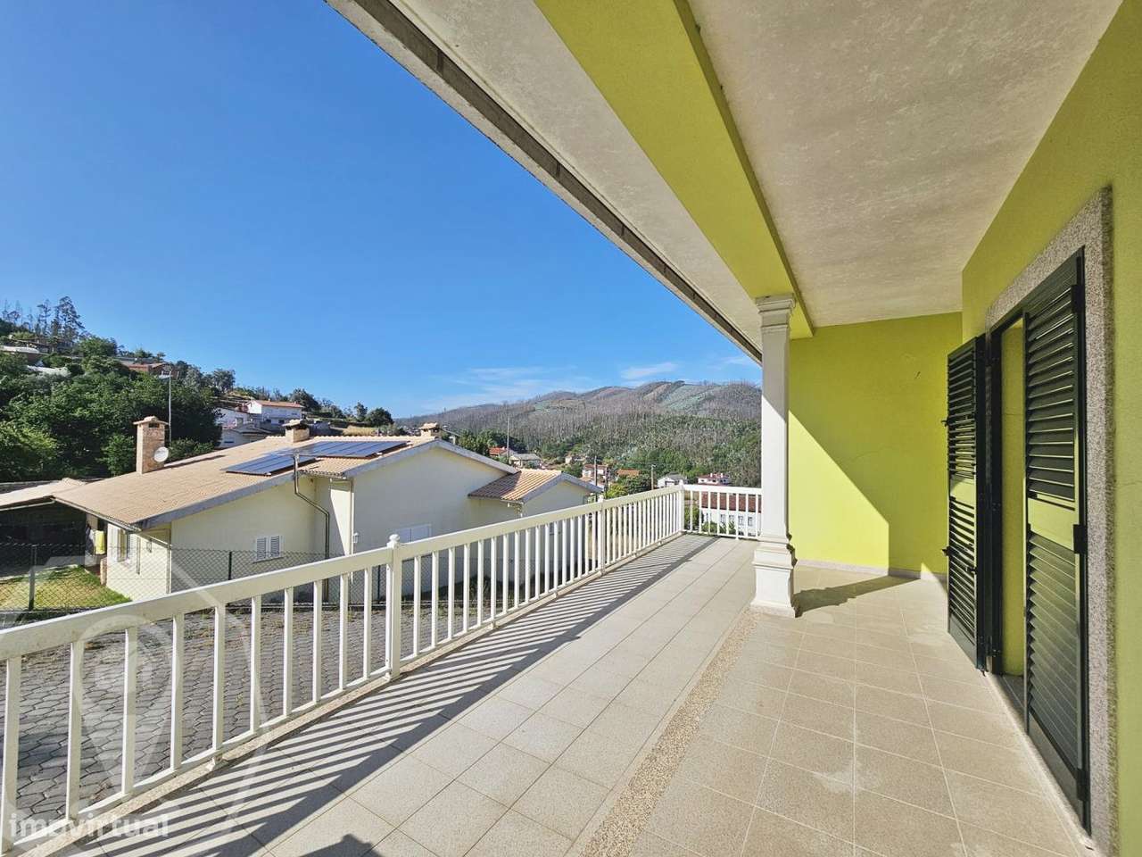 Andar de Moradia T3 - Ótima Exposição Solar!-4