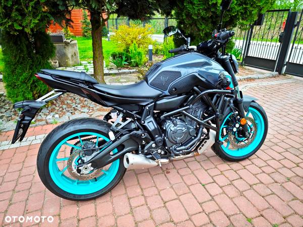 Yamaha MT - 4